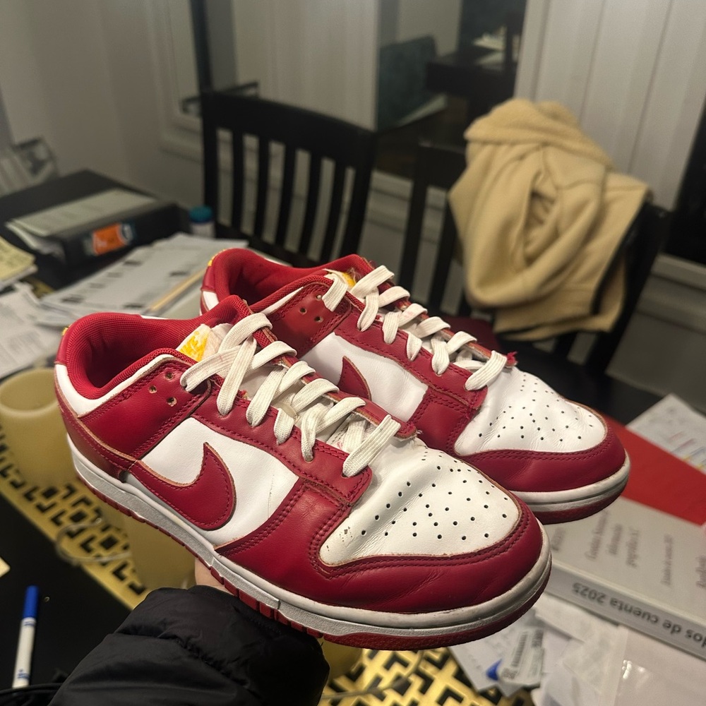 Nike Men's Red and White Sneakers
